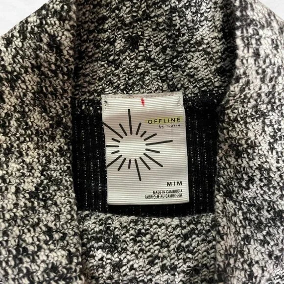 Offline By Aerie Snowday Mock Neck - Picture 6 of 7